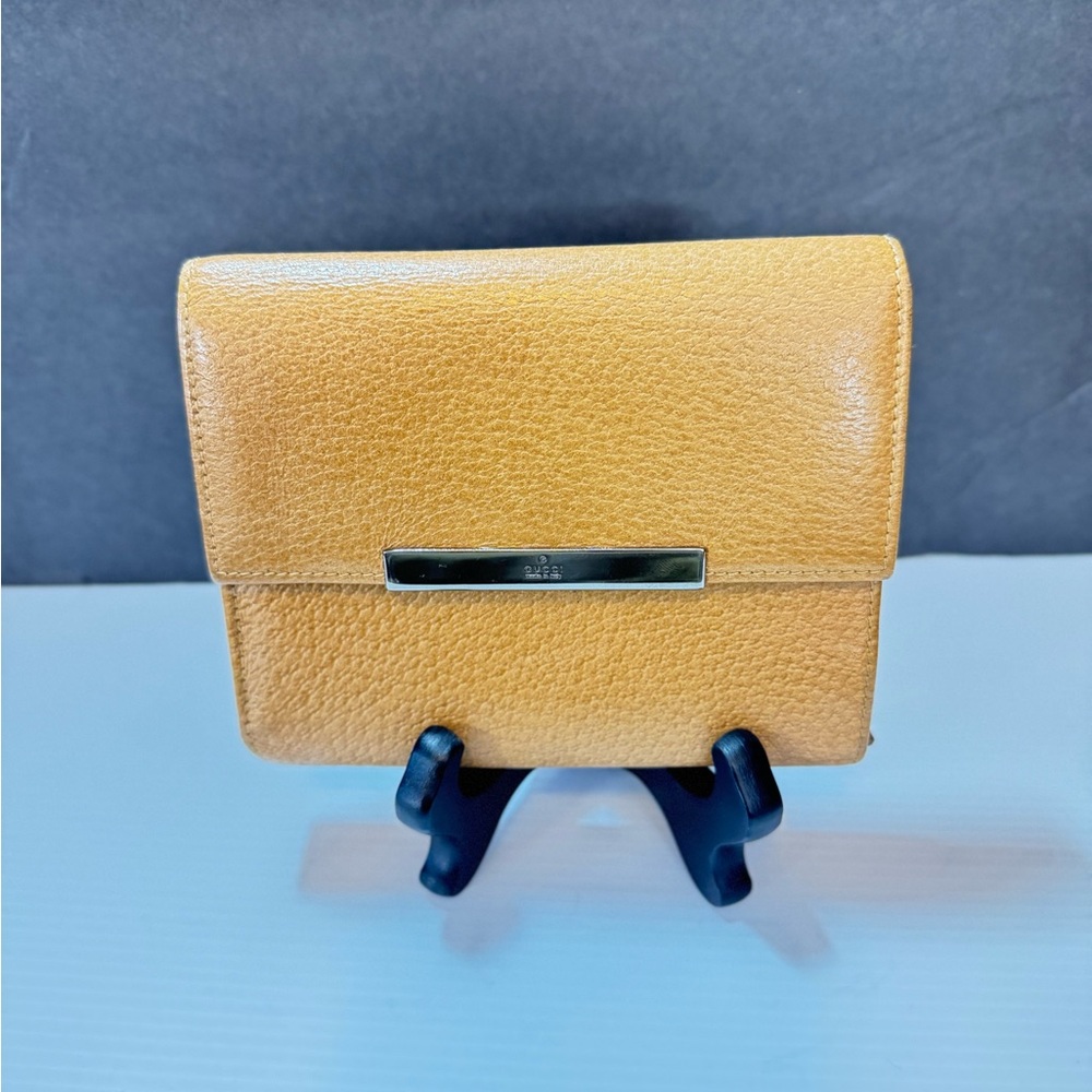🔥🔥GUCCI VINTAGE BI-FOLD WALLET🔥🔥